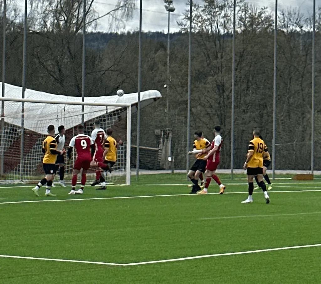 S'Drü verspielt 3:0-Führung — Foto 4
