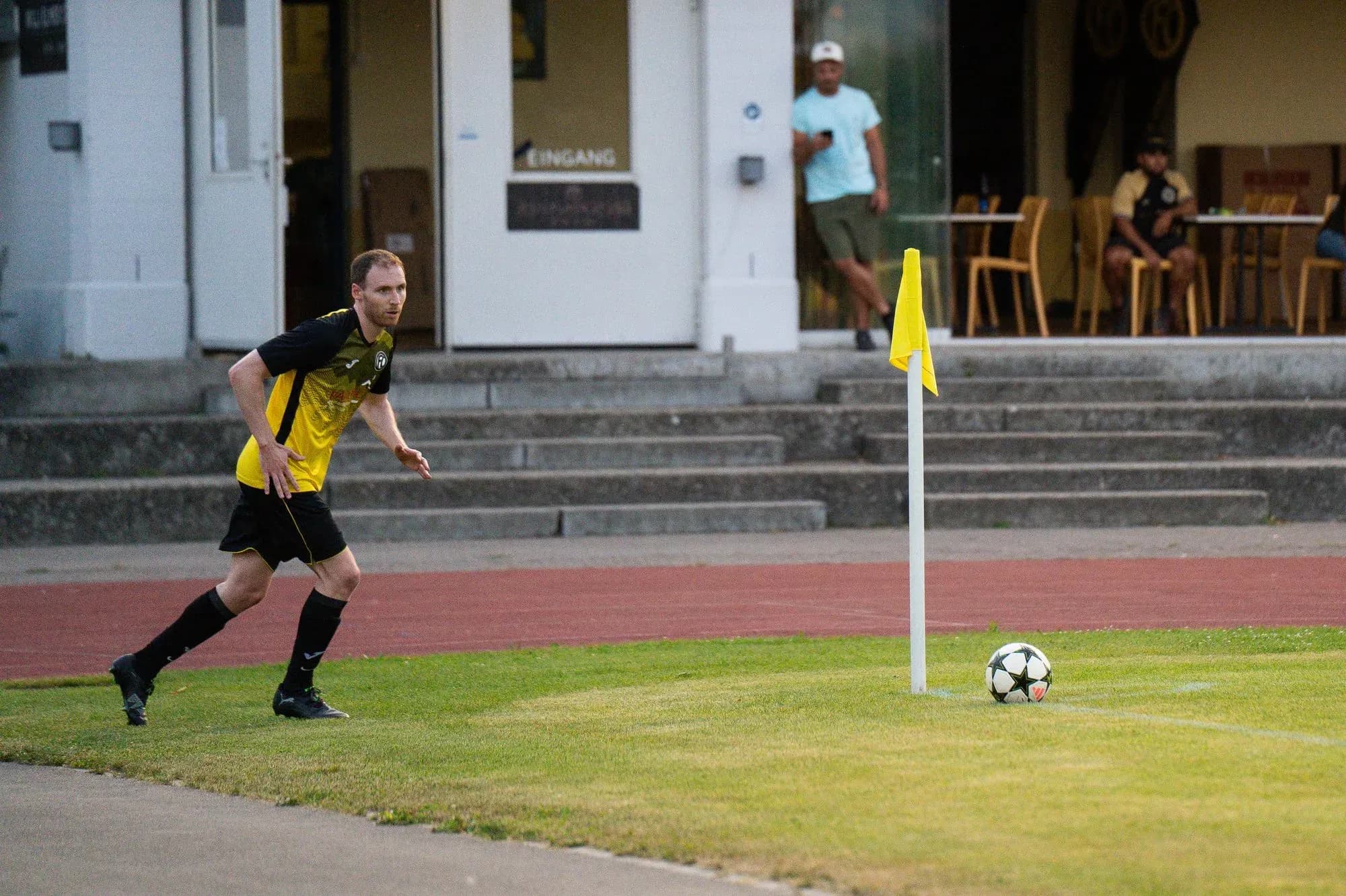 Impressionen vom Ü30-Spiel gegen SIKA — Foto 13