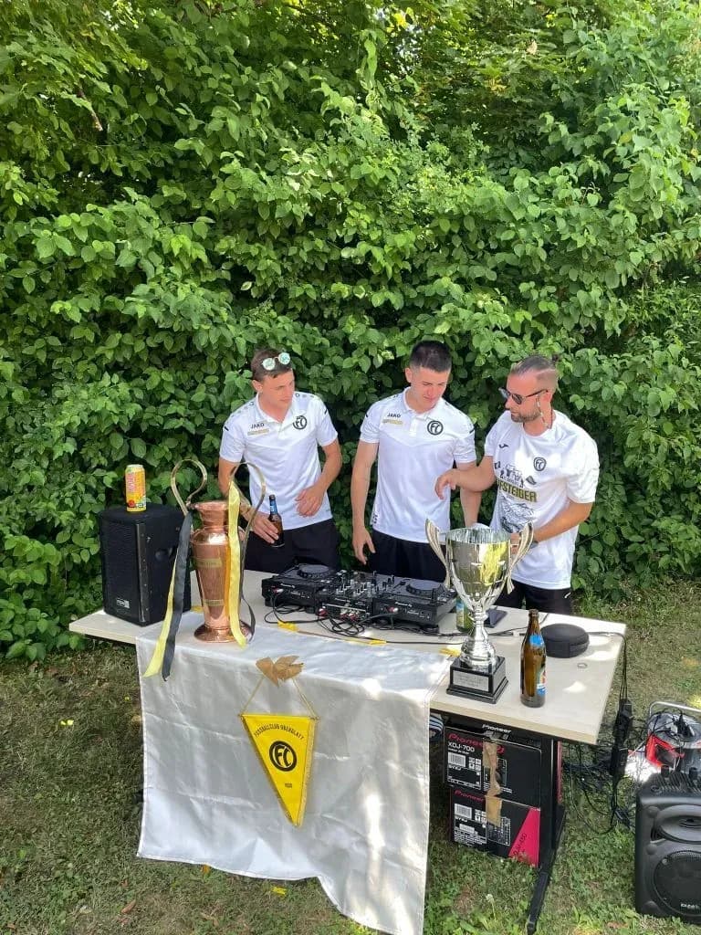 Der FCO ist zurück in der dritten Liga! — Foto 3