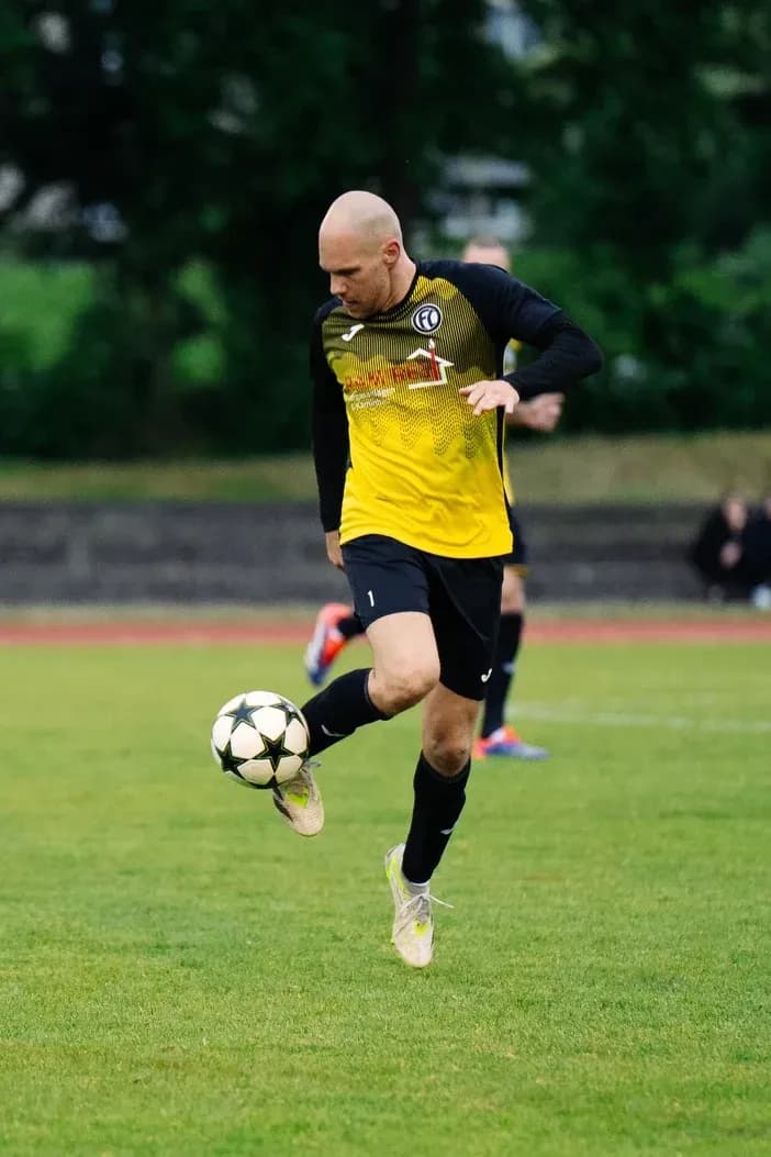 FCO Ü30 bezahlt Derbysieg teuer — Foto 6