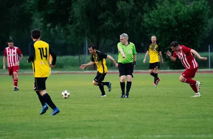 FCO Ü30 bezahlt Derbysieg teuer — Foto 9