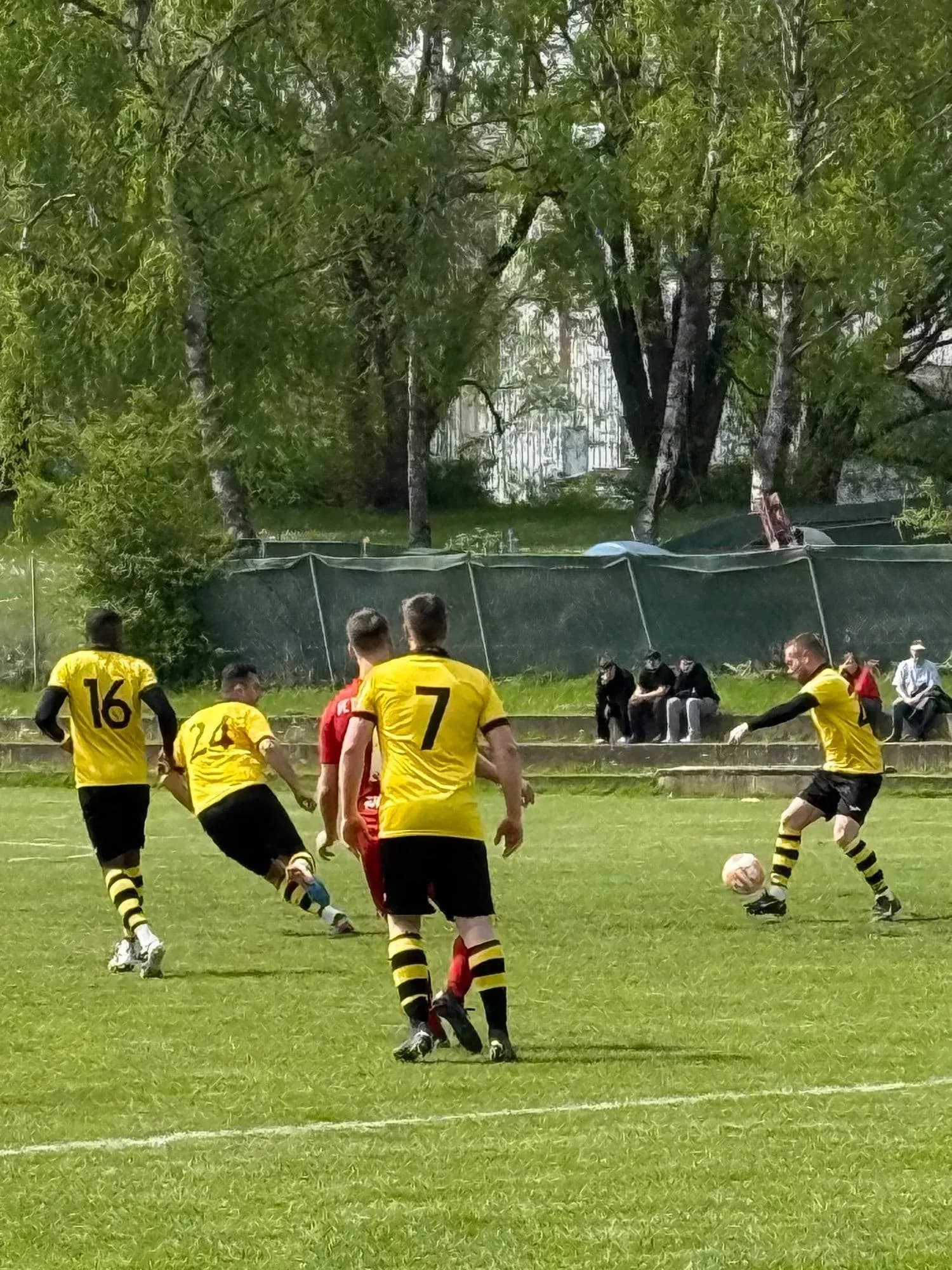 Derbyniederlage in Dielsdorf: FCO unterliegt 0:2 — Foto 2